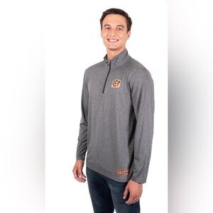 NWT-Ultra Game NFL Official Adults Super Soft Quarter Zip  Cincinnati Bengals